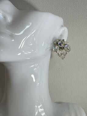 Vintage Aurora BorealisCrystal Cluster Clip-On Earrings - Clear/Iridescent